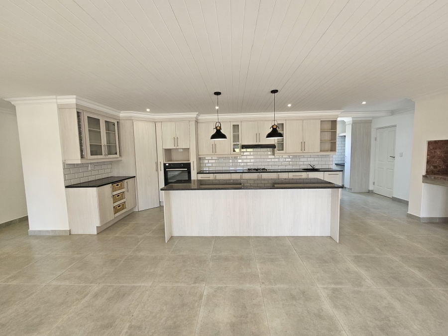 3 Bedroom Property for Sale in Stilbaai Wes Western Cape